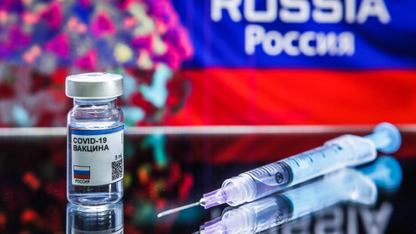 Массовая вакцинация от COVID в Санкт-Петербурге и Ленобласти: кому полагается, и где сделать
