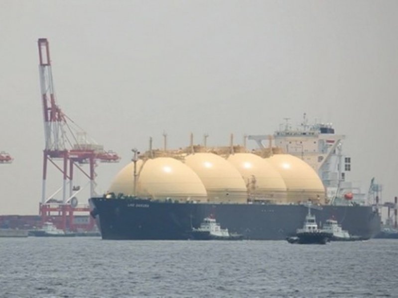 СМИ узнали о неожиданных последствиях разворота танкеров с СПГ США из Азии в Европу