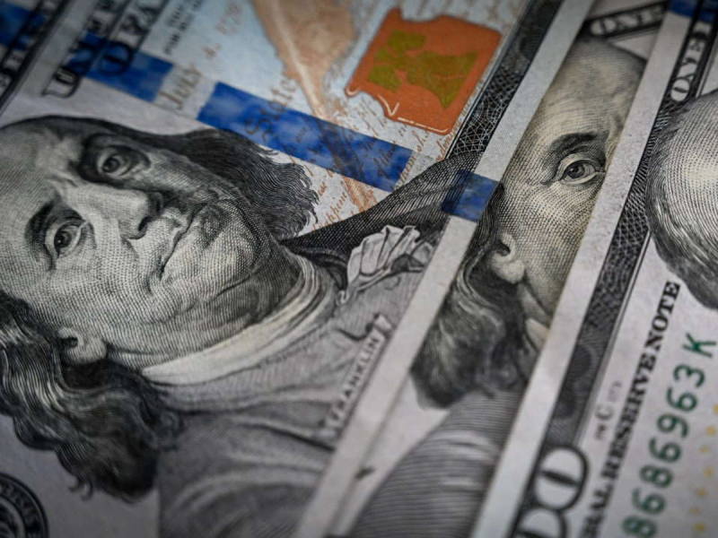 Эксперт оценил вероятность “обнуления” всех долларов в России