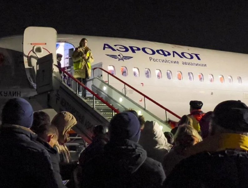 «Аэрофлот» распродает элитный автопарк топ-менеджеров на 17 млн рублей
