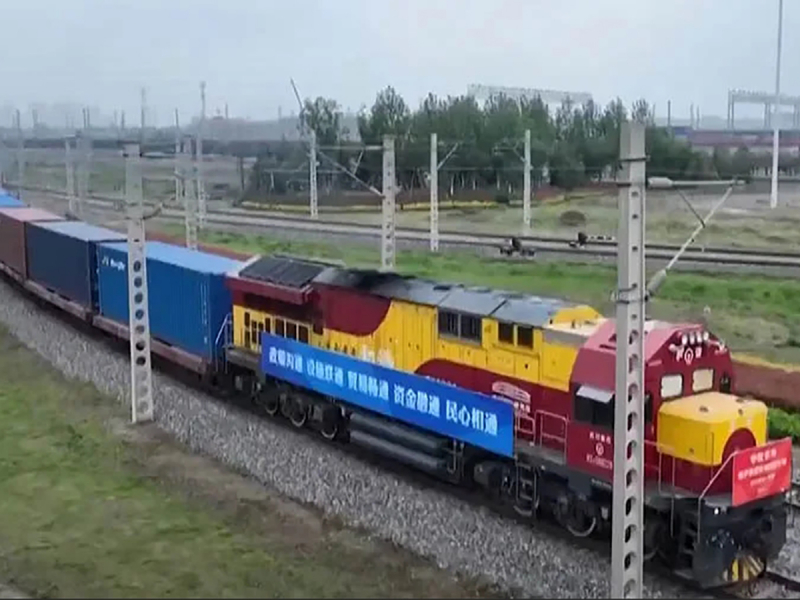 Sohu: США в панике из-за прибытия поезда РФ с ураном в Китай