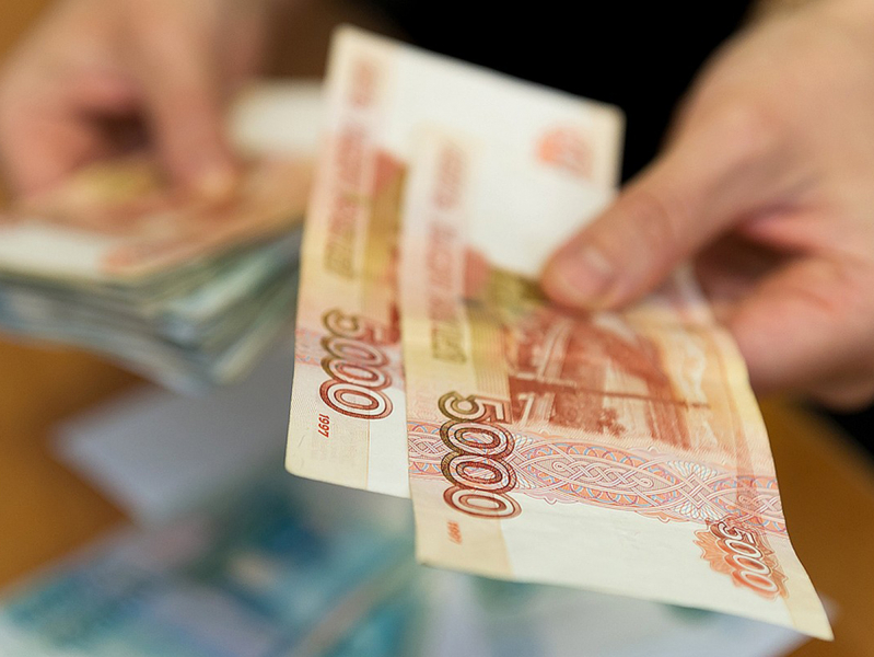 СМИ: с 9 июня части россиян выплатят по 10 тысяч рублей