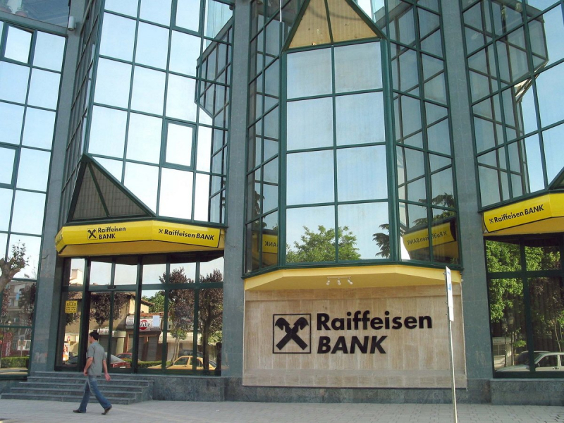 Reuters: США грозят отрезать Raiffeisen от своей финансовой системы из-за России