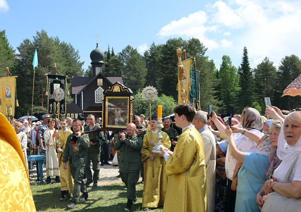 «Великорецкий крестный ход помогает восстановить смысл и цель жизни»