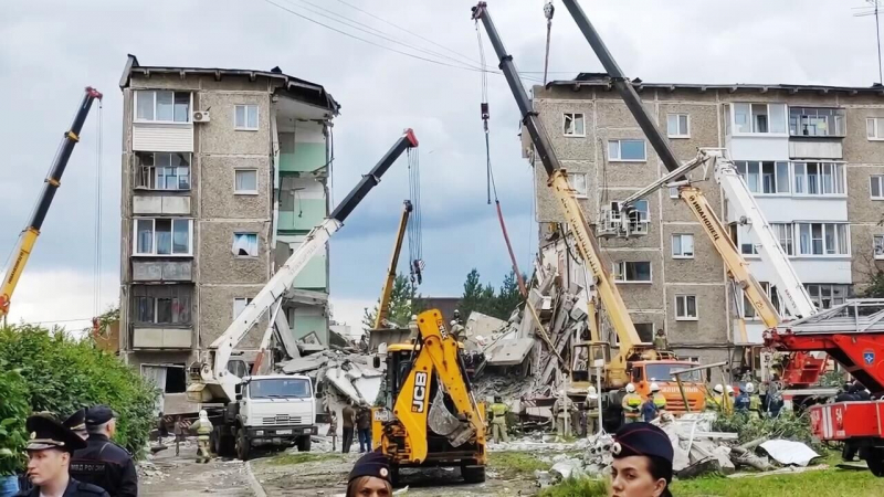 МЧС: тело погибшей женщины извлекли из-под завалов в Нижнем Тагиле