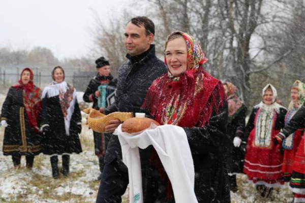 Дорогами единства