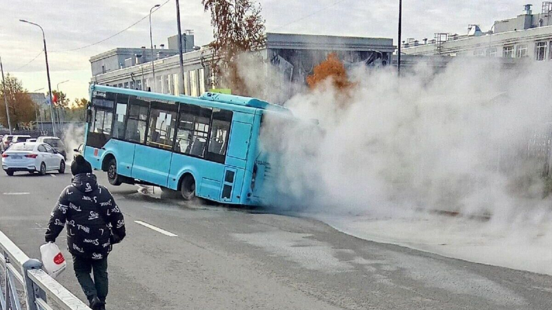 Омская прокуратура проверит сообщения о падении подростка в яму с кипятком