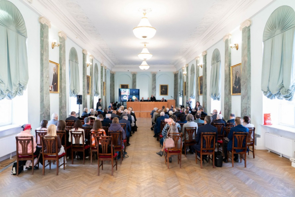 Академия продолжила курс на укрепление суверенитета России