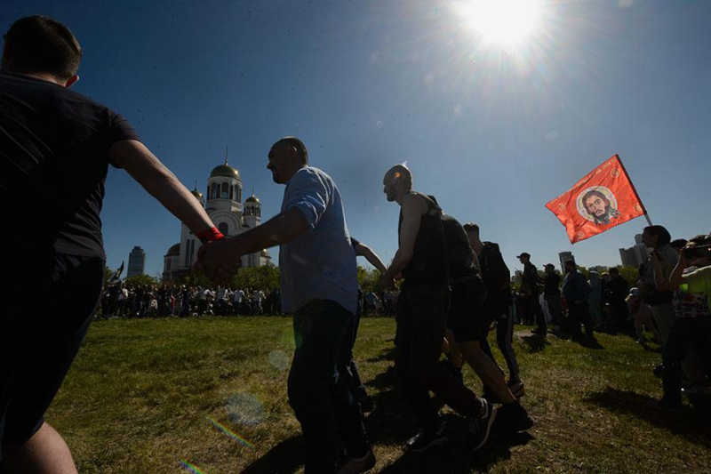 «Принцип поля картошки». Как возникла «Русская община» и кто за ней стоит