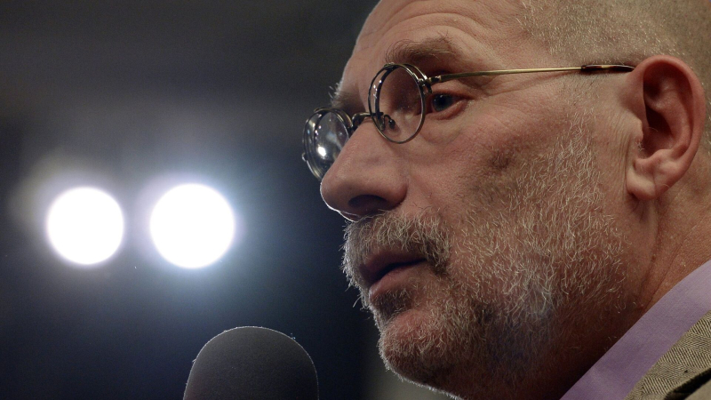 Писатель Борис Акунин