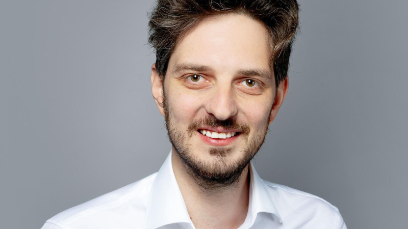 Мосгорсуд отклонил жалобу на заочный арест блогера-иноагента Каца