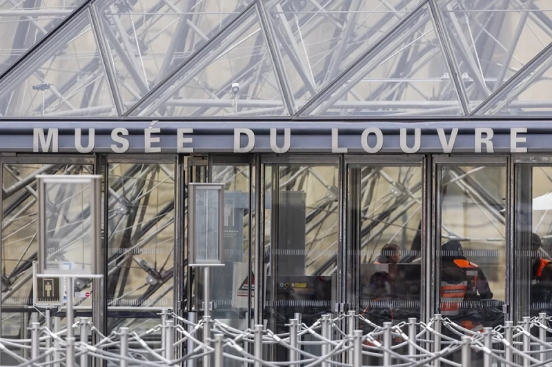 Подготовка и немного удачи. Как ограбили Лувр