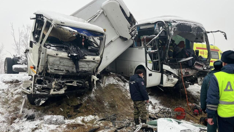 Причиной ДТП в Приамурье, предварительно, стал выезд на встречку автобуса