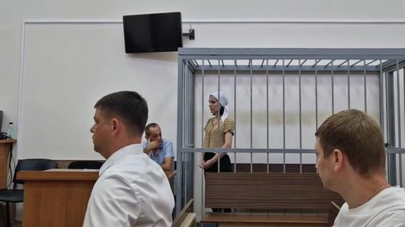 Обвиняемая в продаже кустарного алкоголя жительница Сочи в суде