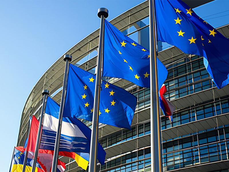 СМИ узнали, сколько денег потеряет ЕС из-за конфискации активов РФ