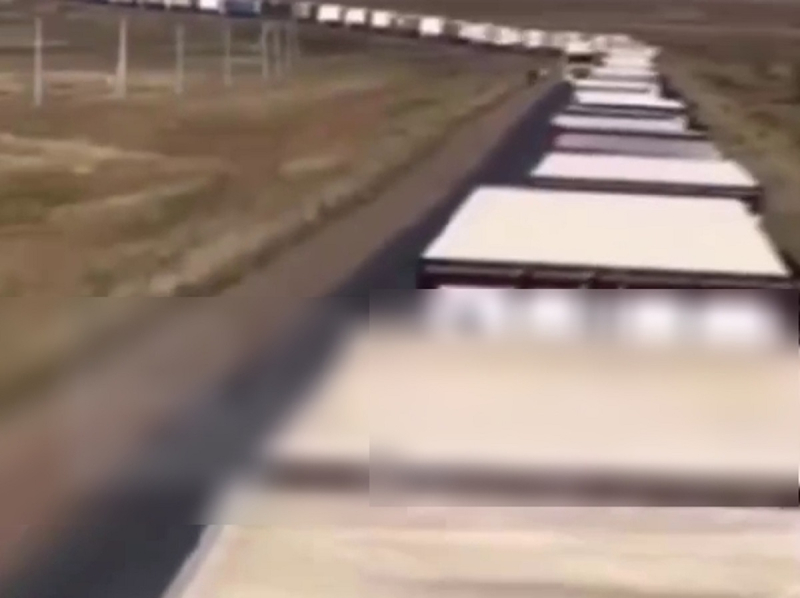 Тысячи продавцов в РФ остались без прибыли из-за пробки на границе Казахстана