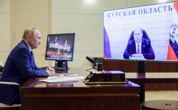 Bloomberg раскрыл, как эсминец США помешал «российскому» танкеру