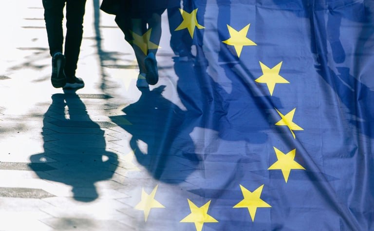 «Страна» сообщила о прибытии Умерова в Швейцарию