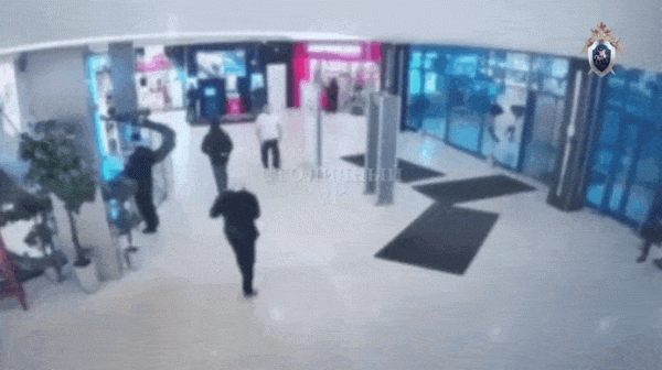 Азербайджан с ним поступил бы по-другому. Подлость с ножичком сойдёт мигранту с рук? "Хусейн просто молился"