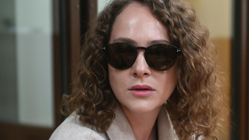 Актриса Аглая Тарасова на судебном заседании в Домодедовском городском суде