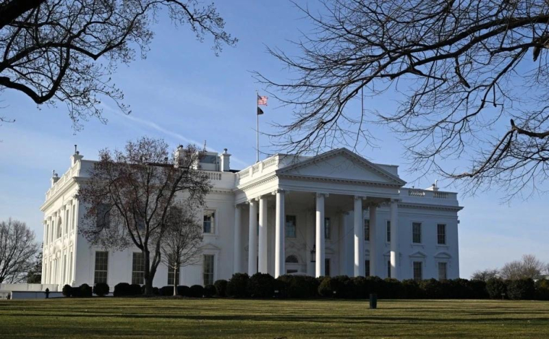 Axios узнал о планах Трампа поговорить с Мадуро на фоне обострения