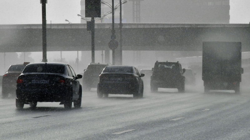 Движение транспорта на МКАД