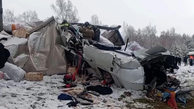 ДТП с четырьмя фурами в Иркутской области