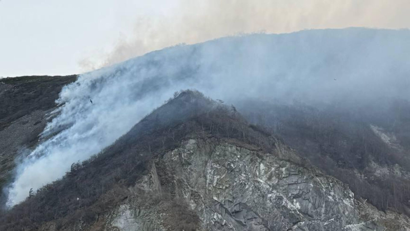 Пожар на острове Недоразумения под Магаданом