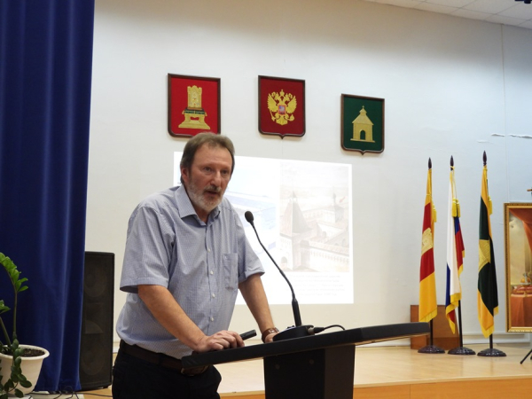 Книга о городе – подарок городу!