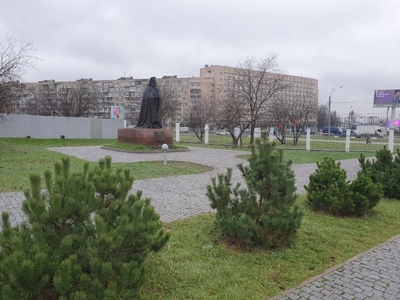 «Хождение по мукам» памятника Владыке Иоанну