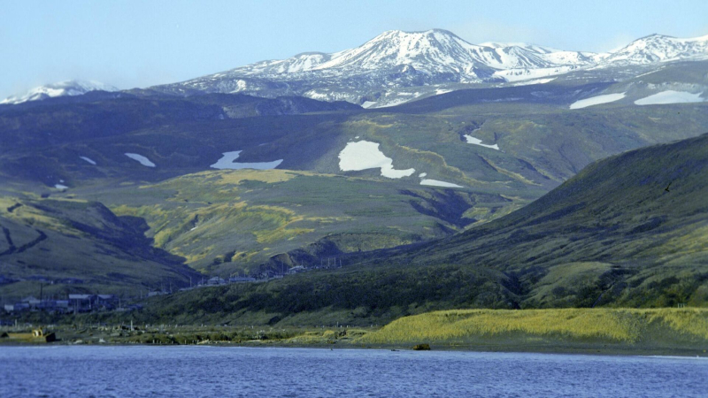Панорама острова Парамушир