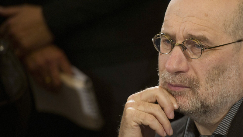 Борис Акунин