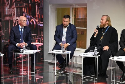 «Глава семьи — Господь Бог» «Глава семьи — Господь Бог»