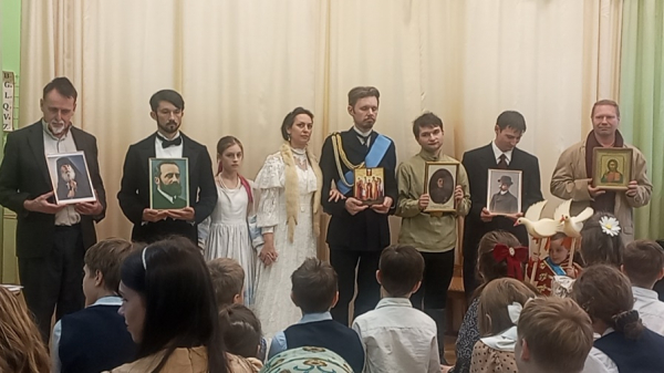 В Петергофе отметили именины Цесаревича Алексия В Петергофе отметили именины Цесаревича Алексия